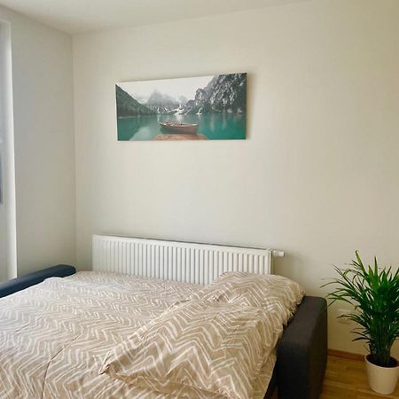 Bright Modern Flat With Balcony Apartment เวียนนา ภายนอก รูปภาพ
