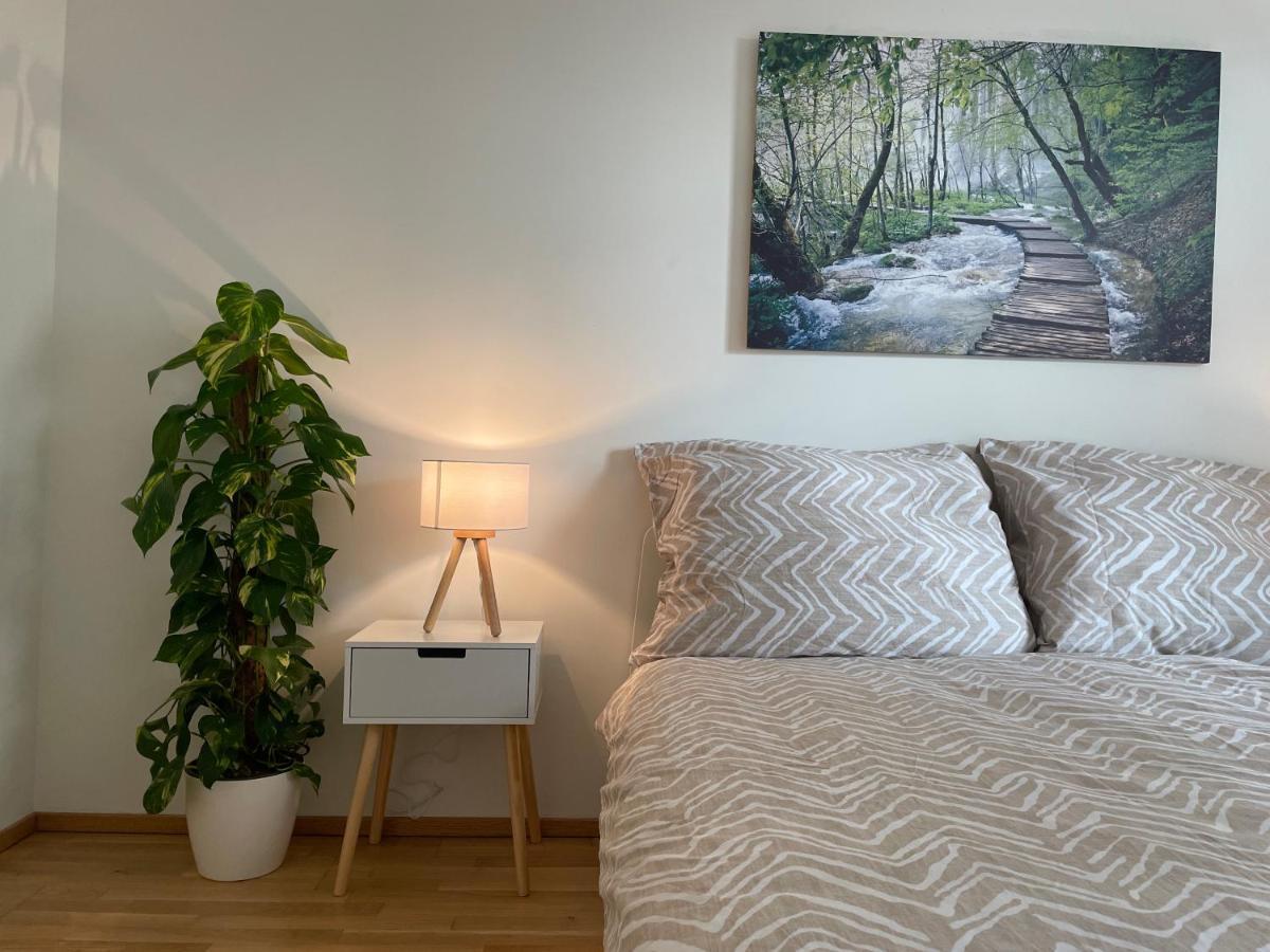 Bright Modern Flat With Balcony Apartment เวียนนา ภายนอก รูปภาพ