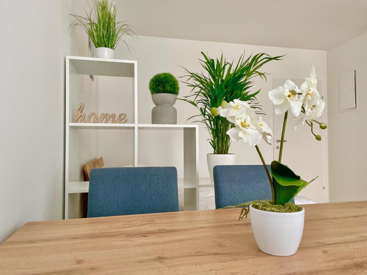 Bright Modern Flat With Balcony Apartment เวียนนา ภายนอก รูปภาพ